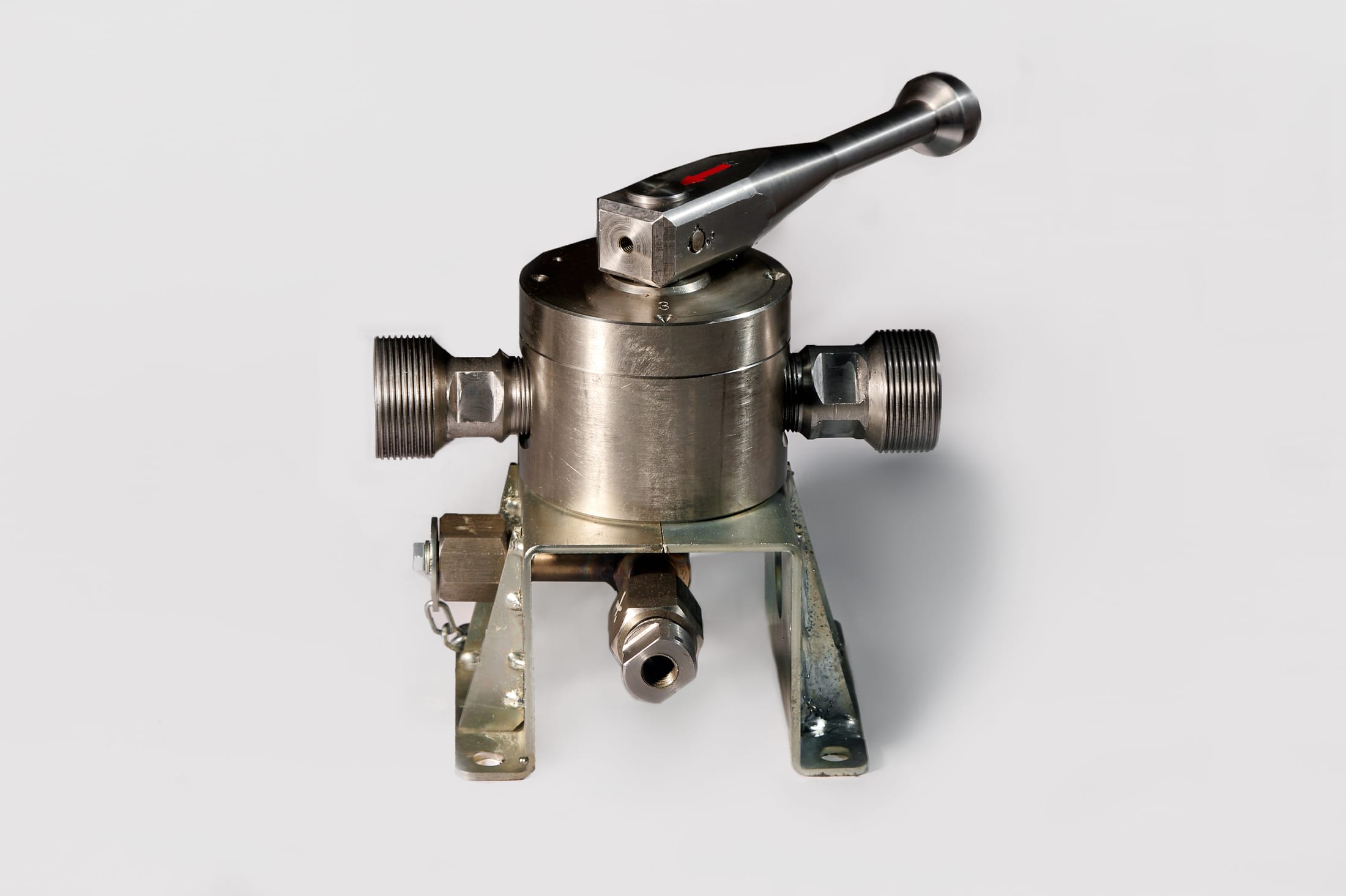 Кран 4-х ходовой КПН-222.15/12 (М39х2/М42х2) 3